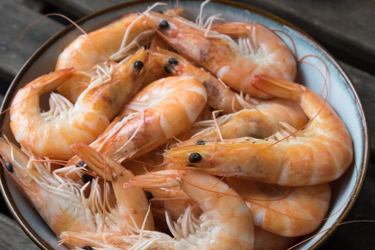 Air Fryer Shrimp (Garlic Butter, Ready in 8 Minutes)